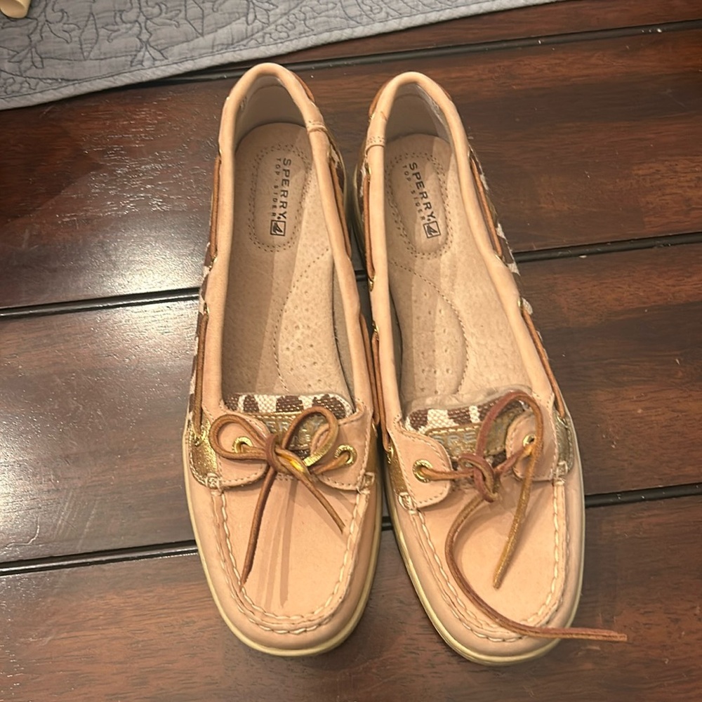 New without box Sperry top-sider